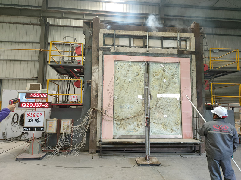 防火玻璃門和防盜門有什么區別？